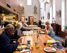 Wie zijn wij?